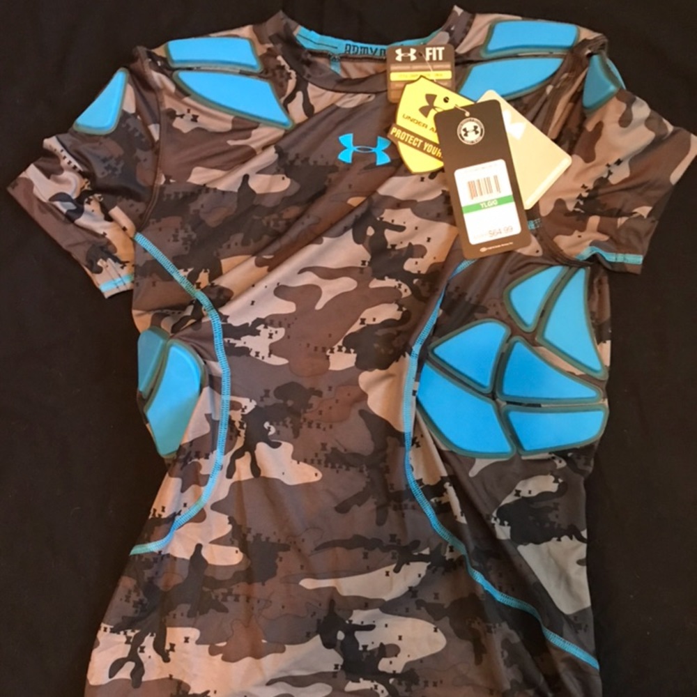 Boys Under Armour Football Compression Shirt, YLG